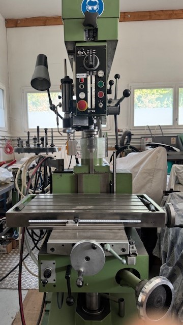 mit 2 Achsen Digital Accu Rite und RSF Massstäben